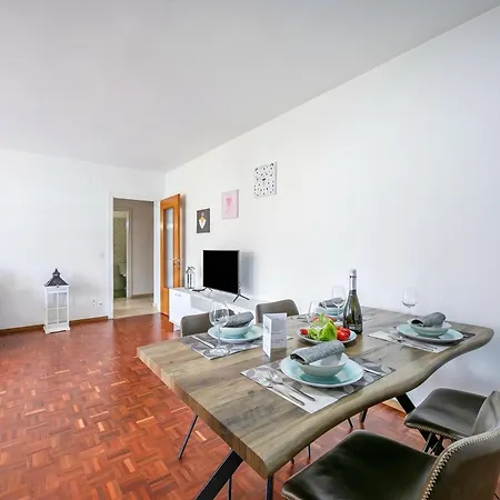 Lido Apartment Locarno With Balcony And Parking - Happy Rentals Apartment Locarno